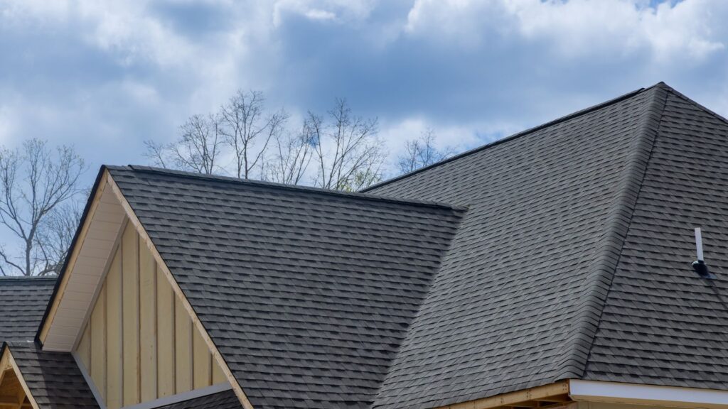 How to Choose: The Best Choice in Shingle Color  
